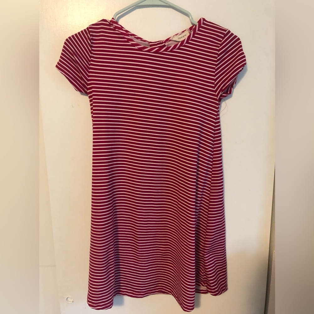 Btween dress red and white